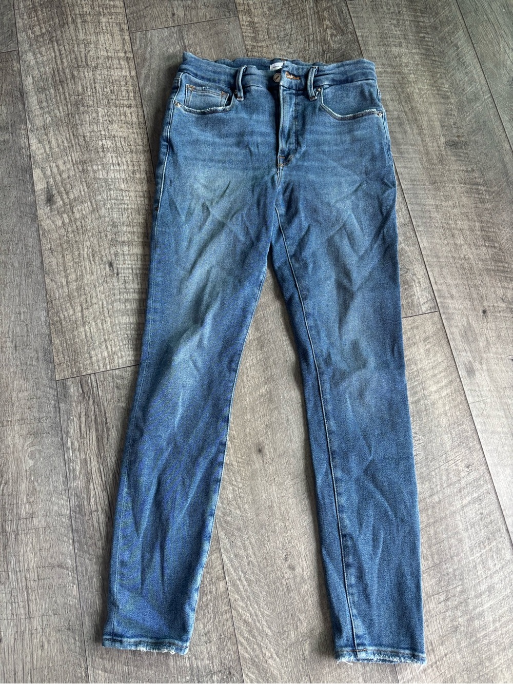 Good American Skinny Jeans in Blue Wash